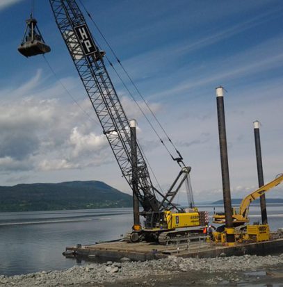 Modular-Pontoon-Systems-Products-Lifting-crane-pontoons-ASE1-e1557824381156